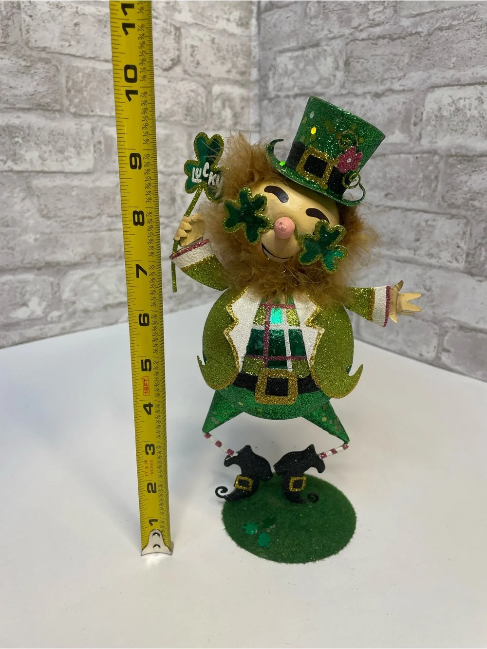 Vintage Pier 1 Lucky Leprechaun Glitter Metal St Patricks Day Shamrock 10” Rare